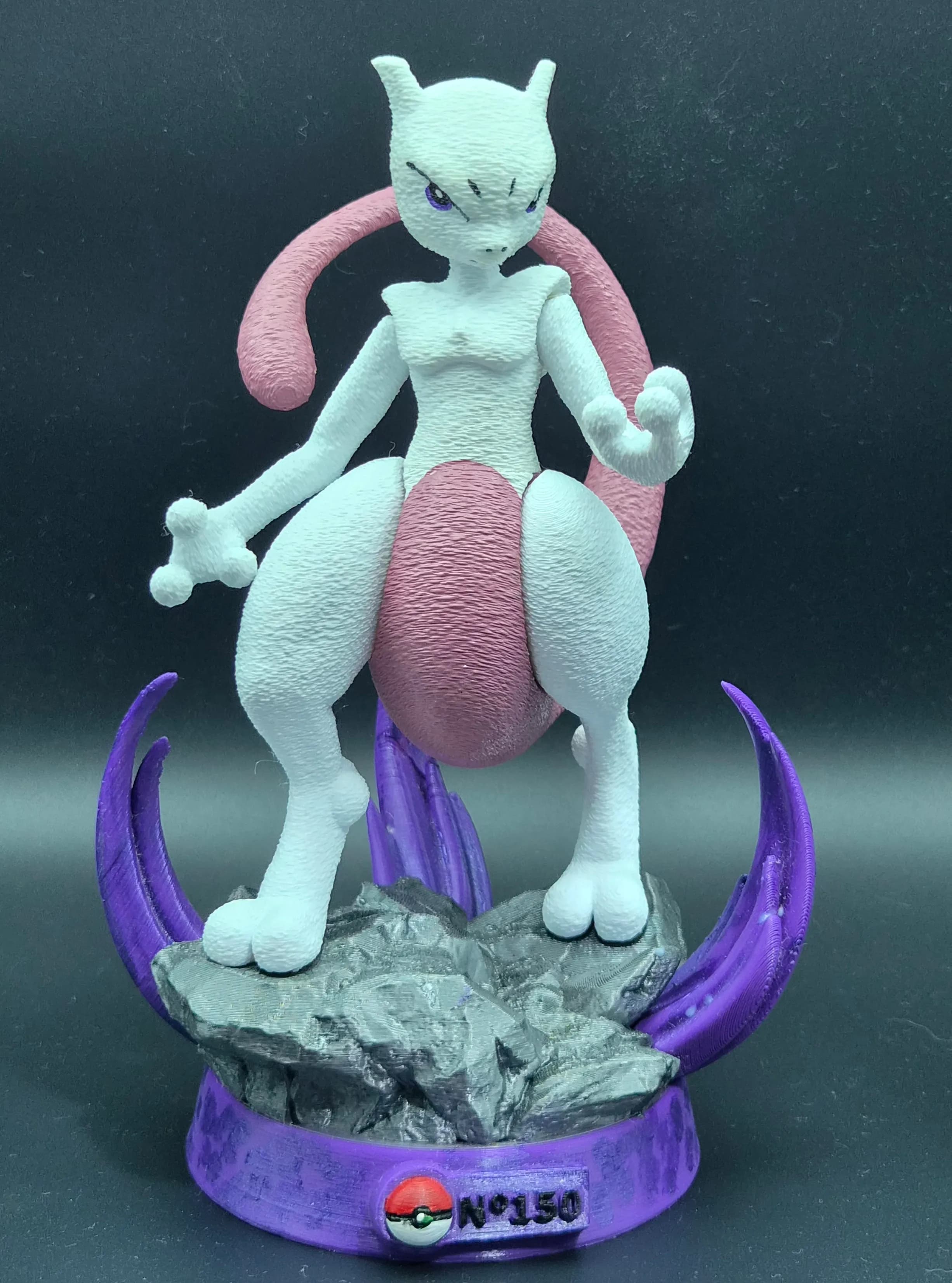Mewtwo diorama - Frente