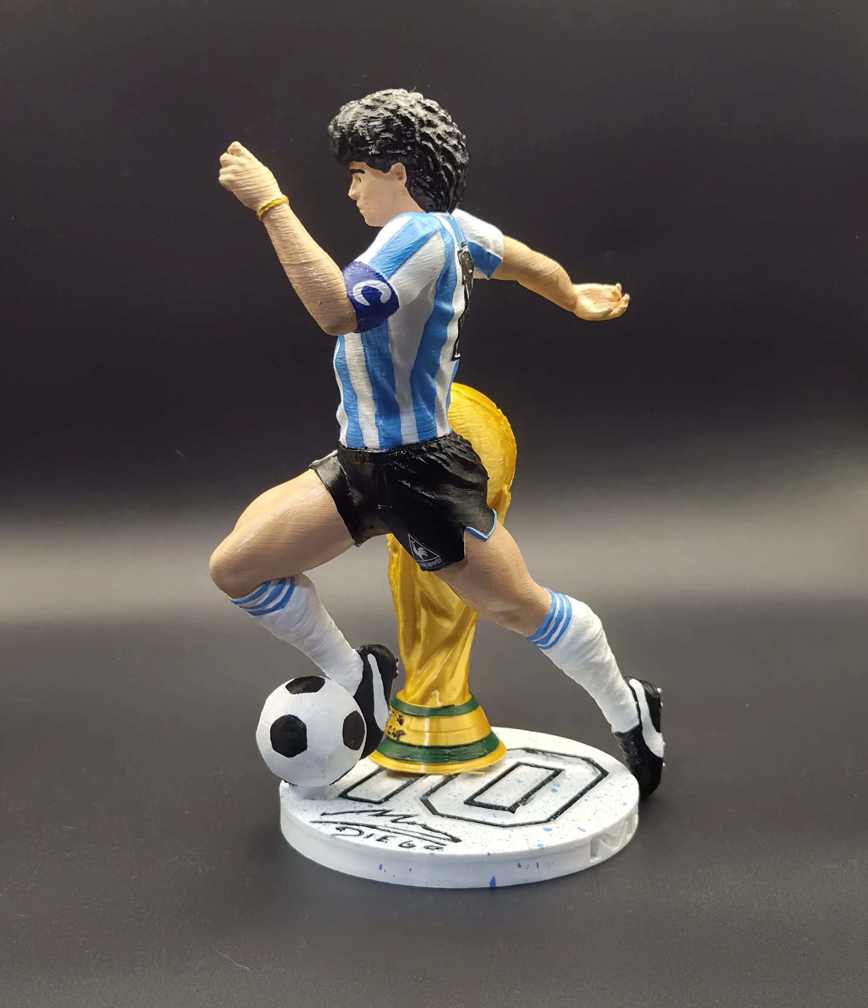 Maradona con copa - Izquierda