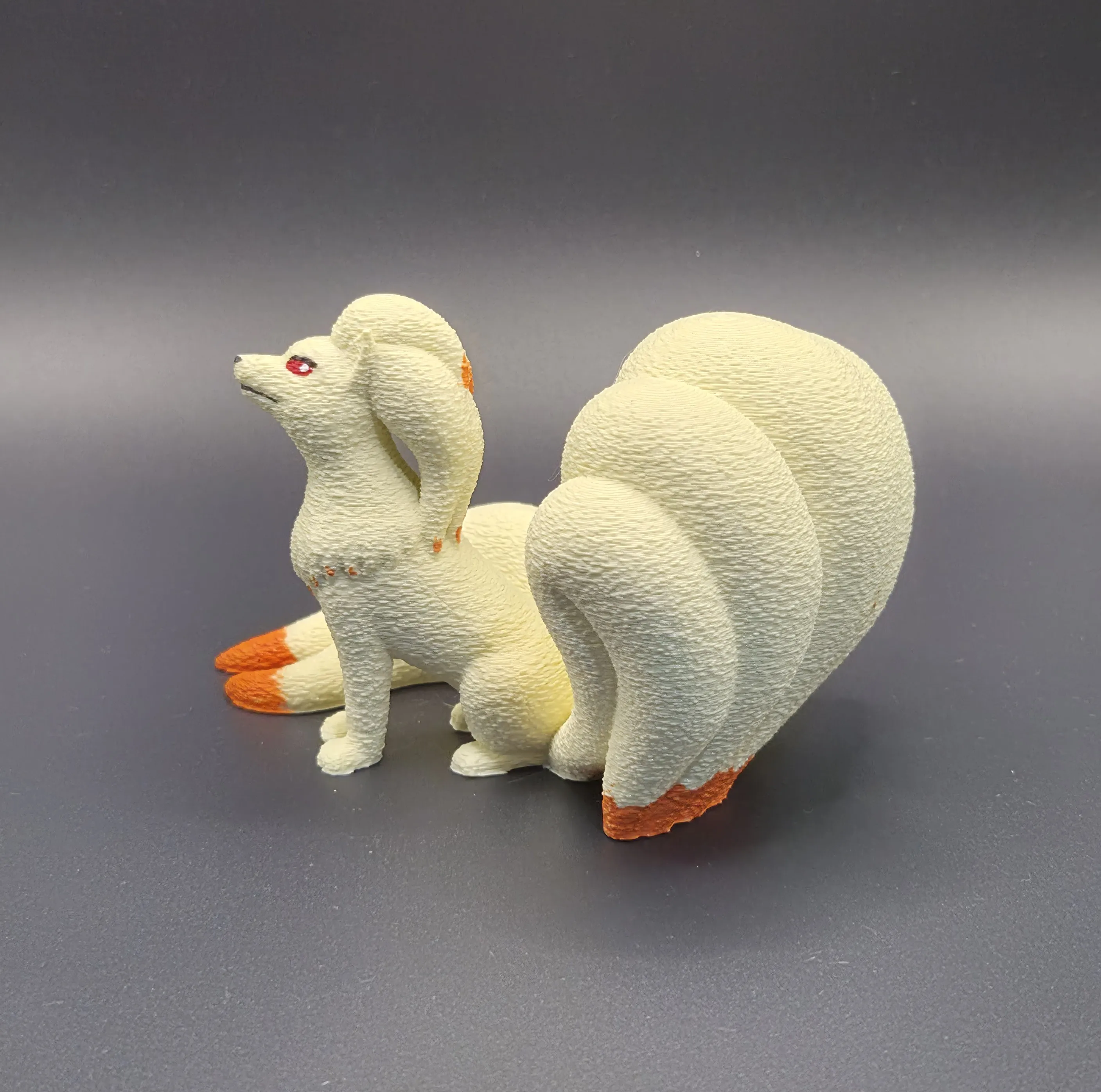 Ninetales - Izquierda